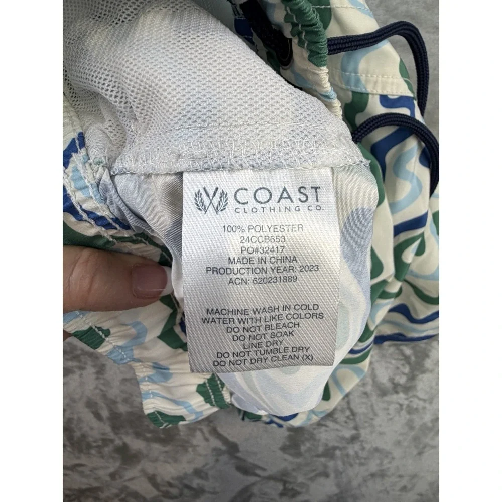 Coast Clothing Co Men's‎ Size Medium Swim Shorts Trunks Blue green white 5.5